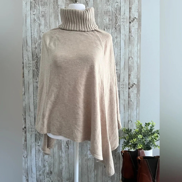 Ann Taylor Turtleneck Poncho Sweater Small - Picture 1 of 4